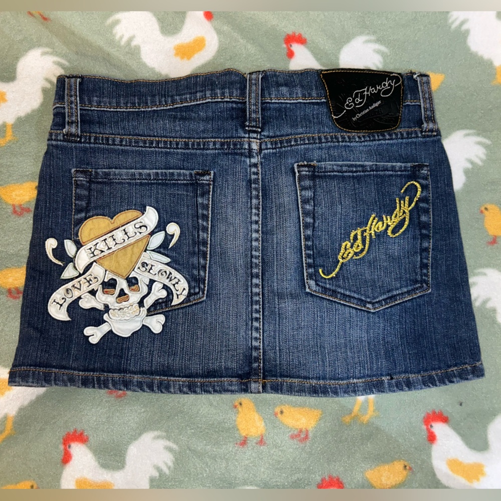 Vintage y2k Ed Hardy “LOVE KILLS SLOWLY” denim mini skirt size 27